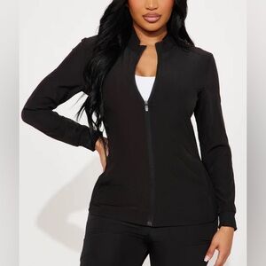 Working On The Clock Scrub Zip-Up Jacket NEW 🏷️